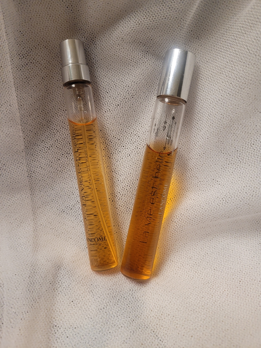 La Vie Est Belle Travel Roller - Amber Oil Scent
